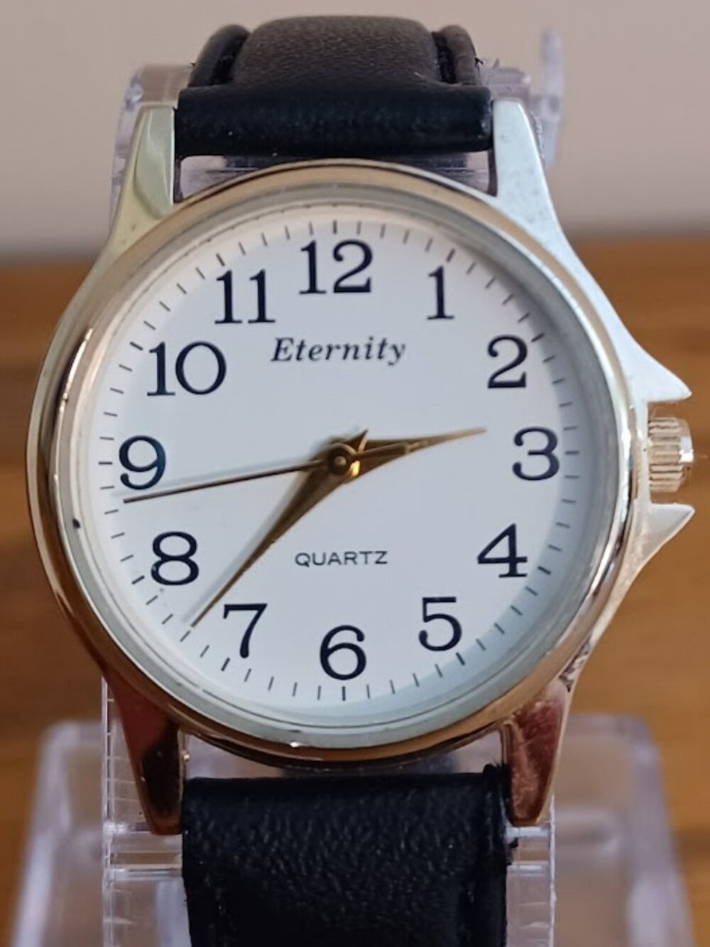 Ladies ETERNITY C293 Black Band Watch - Easy to Read - WORKS!